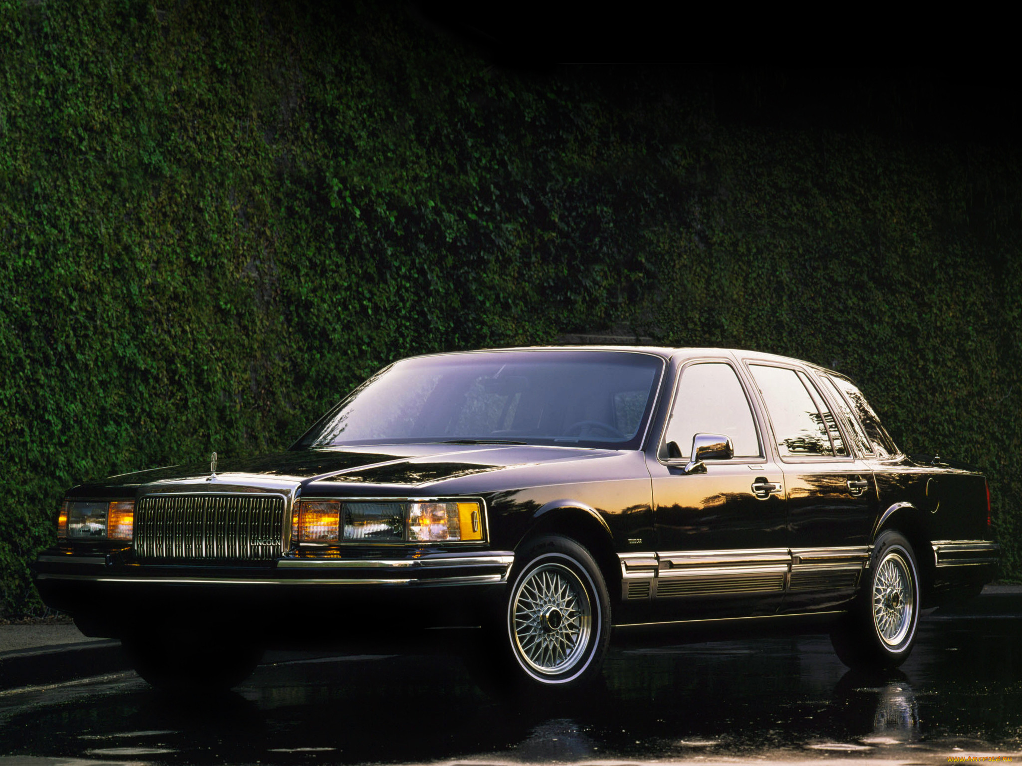 Lincoln Town car 1992 года